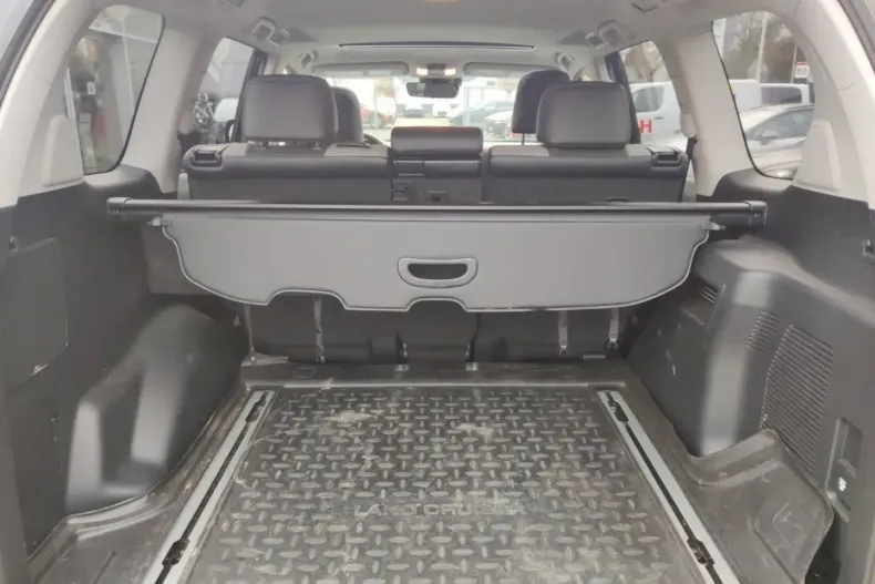 Toyota Land Cruiser din 2024 cu 10.800 km - oferta TOY170699 - foto 14