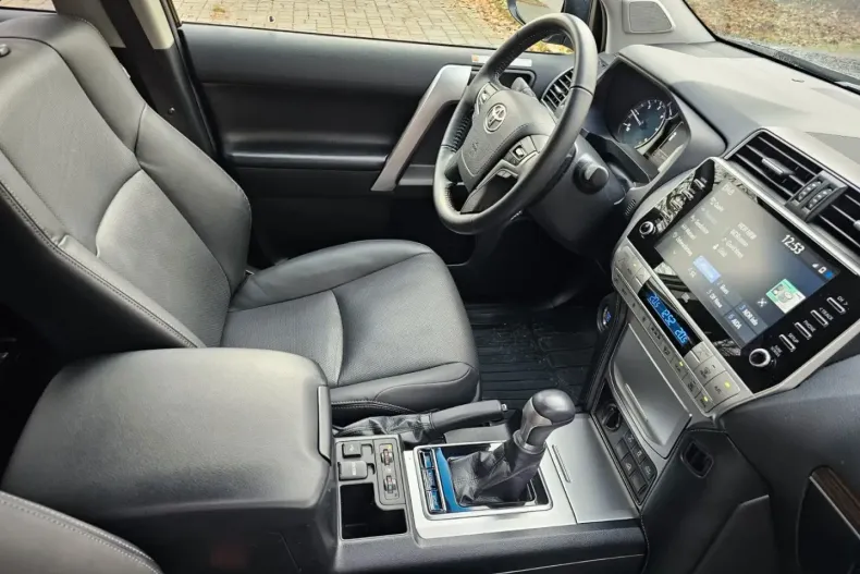 Toyota Land Cruiser din 2024 cu 31.900 km - oferta TOY170703 - foto 7