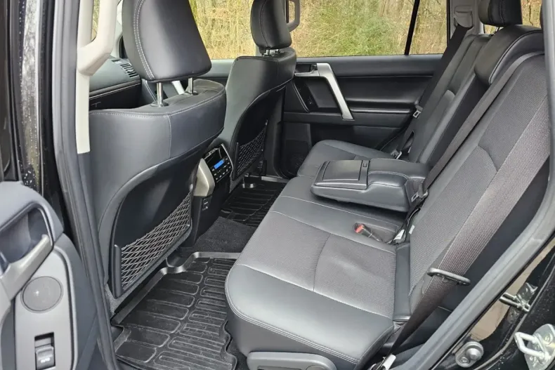 Toyota Land Cruiser din 2024 cu 31.900 km - oferta TOY170703 - foto 11