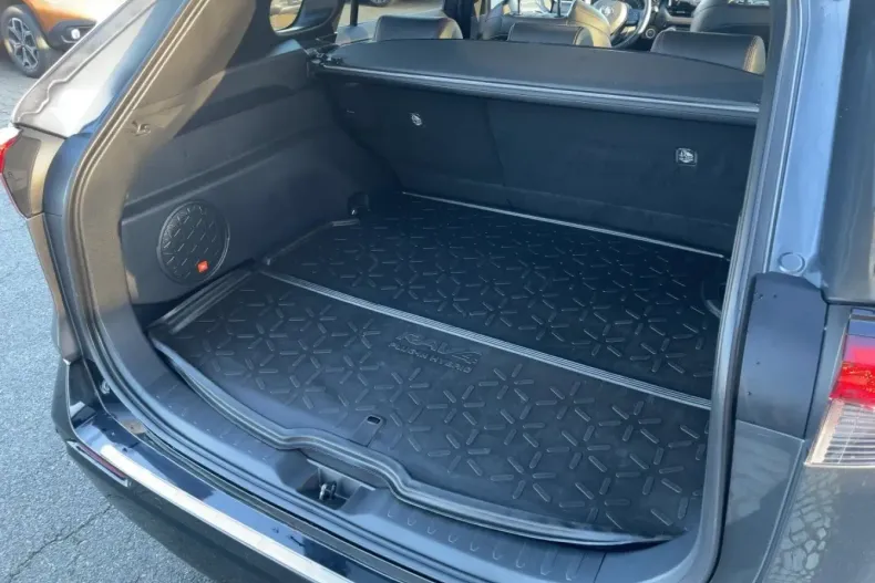 Toyota RAV4 din 2022 cu 86.000 km - oferta TOY170705 - foto 6