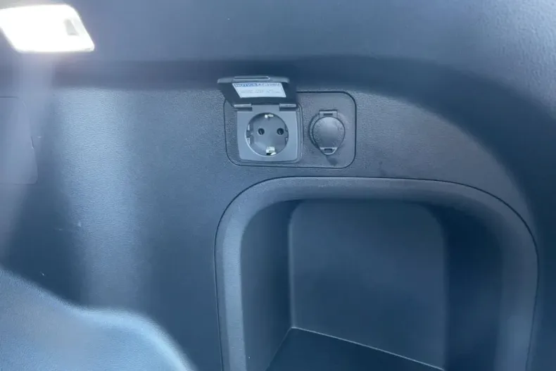 Toyota RAV4 din 2022 cu 86.000 km - oferta TOY170705 - foto 17