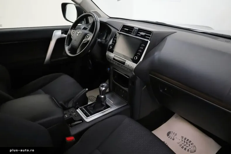 Toyota Land Cruiser din 2023 cu 58.750 km - oferta TOY170706 - foto 3
