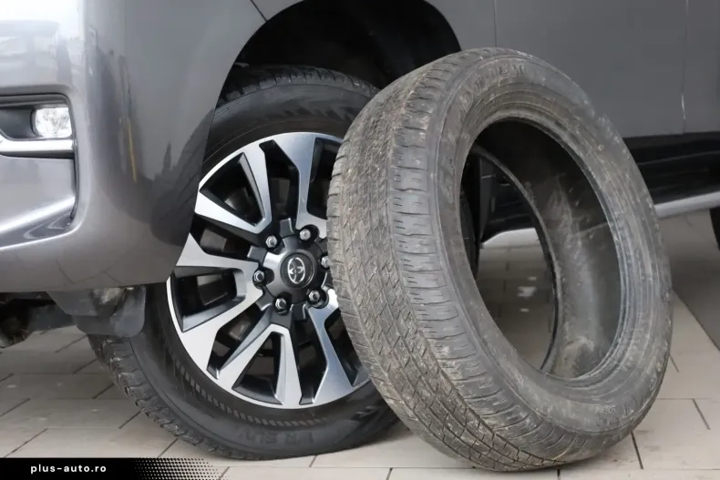 Toyota Land Cruiser din 2023 cu 58.750 km - oferta TOY170706 - foto 23