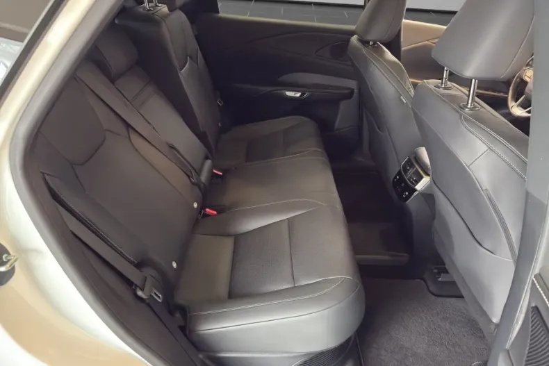 Lexus RX 450 din 2024 cu 23.824 km - oferta LEX170710 - foto 17