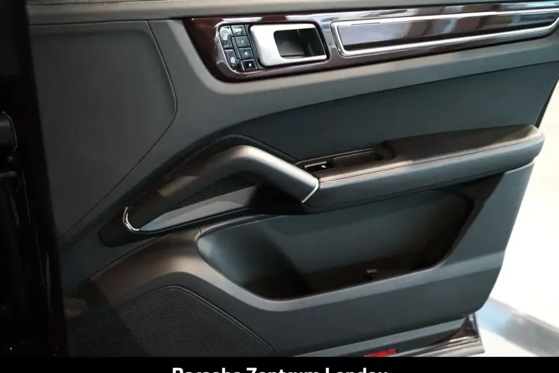 Porsche Cayenne din 2021 cu 70.000 km - oferta POR170719 - foto 26