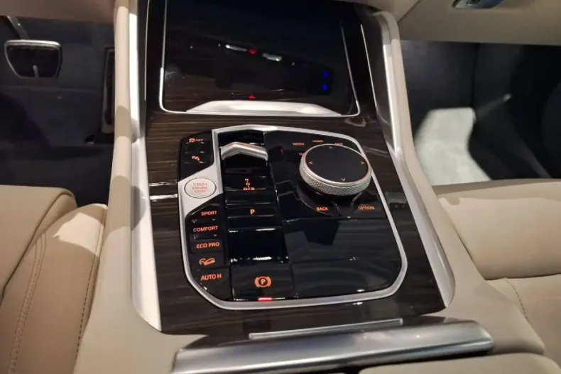 BMW X6 din 2024 cu 8.360 km - oferta BMW170755 - foto 11