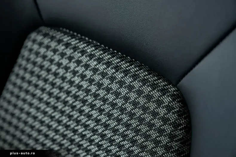 Porsche Cayenne din 2022 cu 73.500 km - oferta POR170762 - foto 29