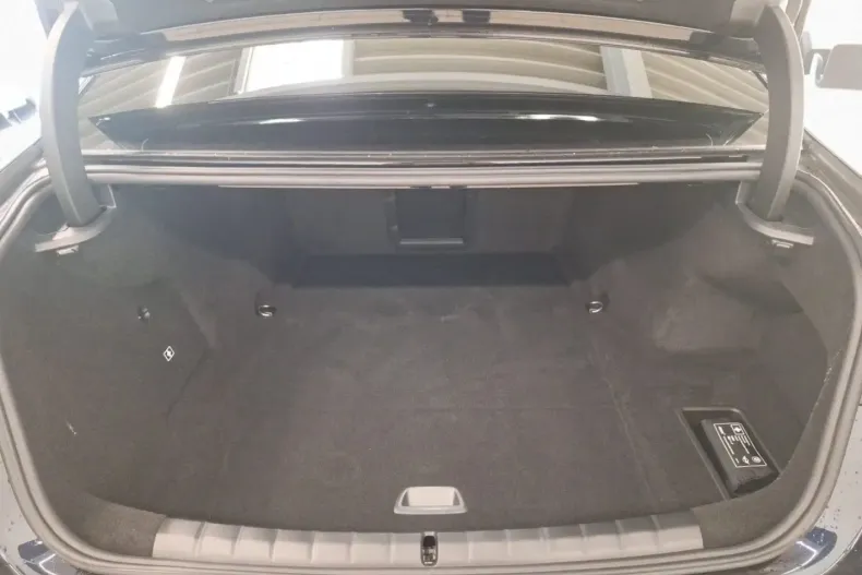 BMW i7 din 2024 cu 55.039 km - oferta BMW170773 - foto 13