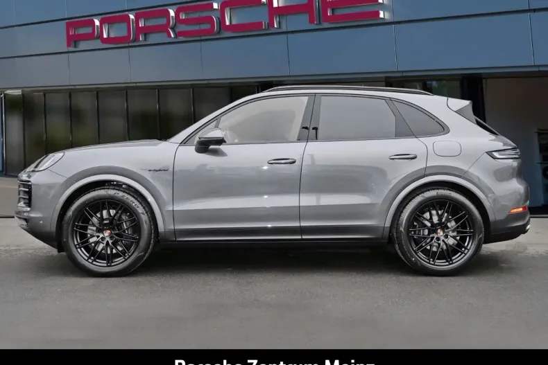 Porsche Cayenne din 2025 cu 18.700 km - oferta POR170776 - foto 3