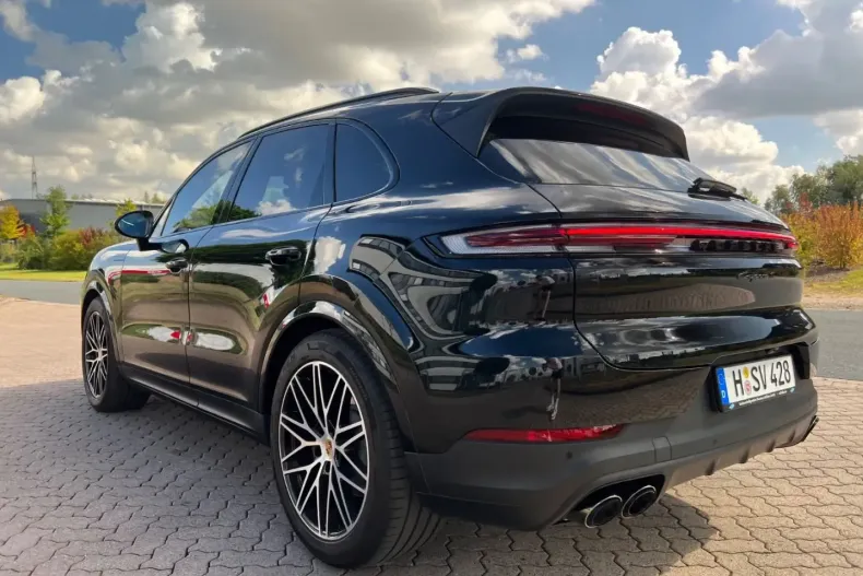 Porsche Cayenne din 2024 cu 22.201 km - oferta POR170787 - foto 8