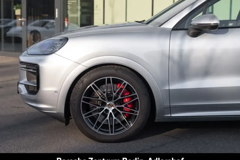 Porsche Cayenne din 2024 cu 27.130 km - oferta POR170790 - foto 10