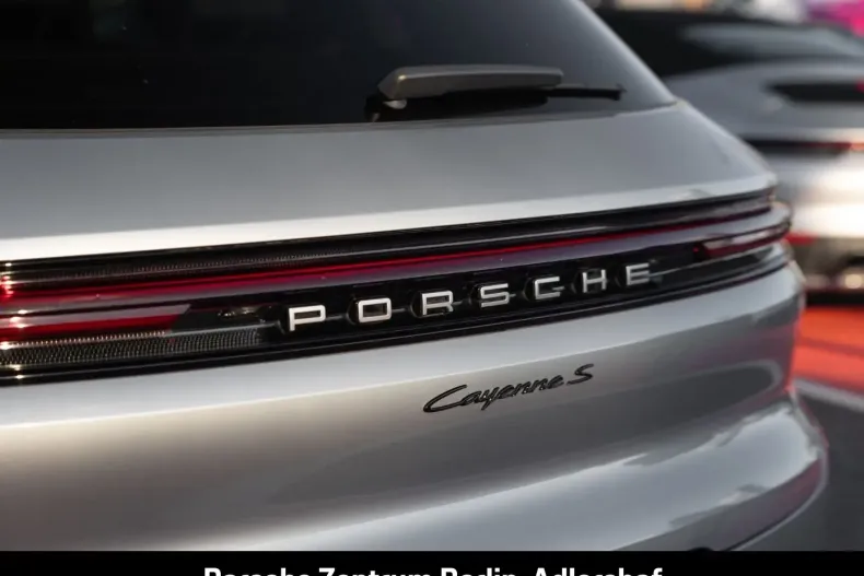 Porsche Cayenne din 2024 cu 27.130 km - oferta POR170790 - foto 19