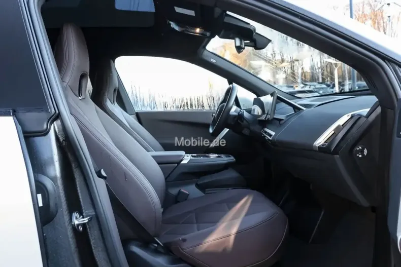 BMW iX din 2024 cu 21.599 km - oferta BMW170793 - foto 3