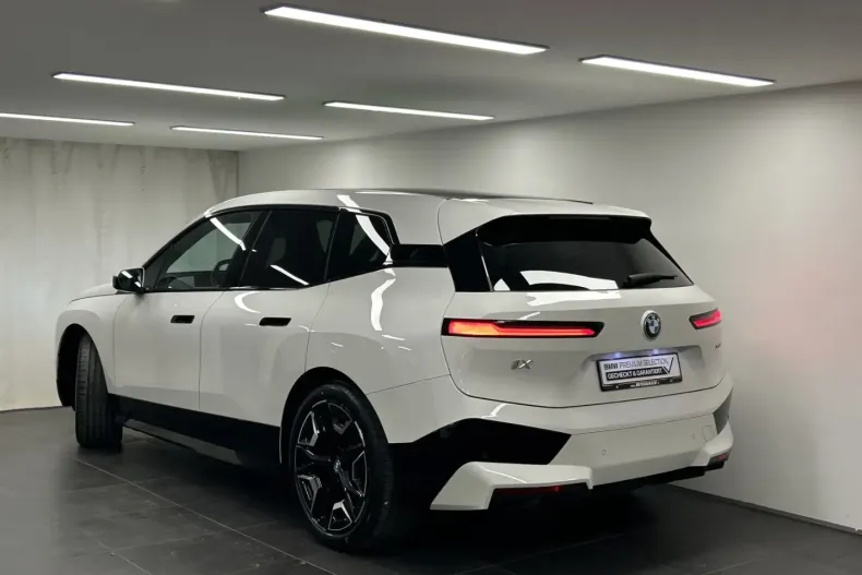 BMW iX din 2023 cu 34.693 km - oferta BMW170794 - foto 3