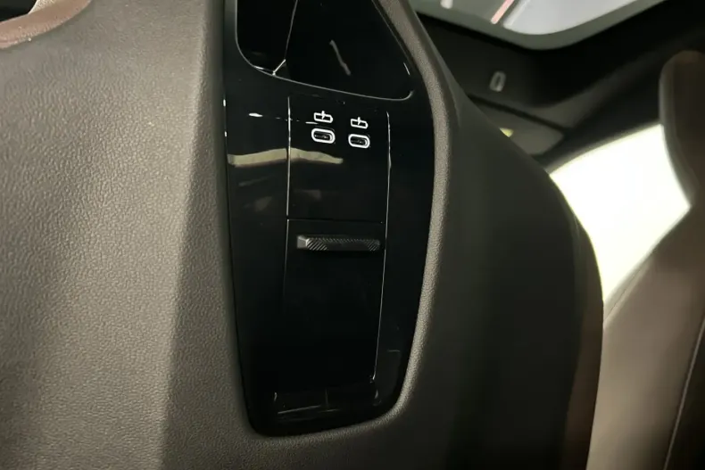 BMW iX din 2023 cu 34.693 km - oferta BMW170794 - foto 18