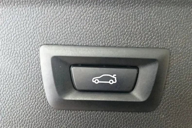 BMW iX din 2024 cu 43.600 km - oferta BMW170795 - foto 17