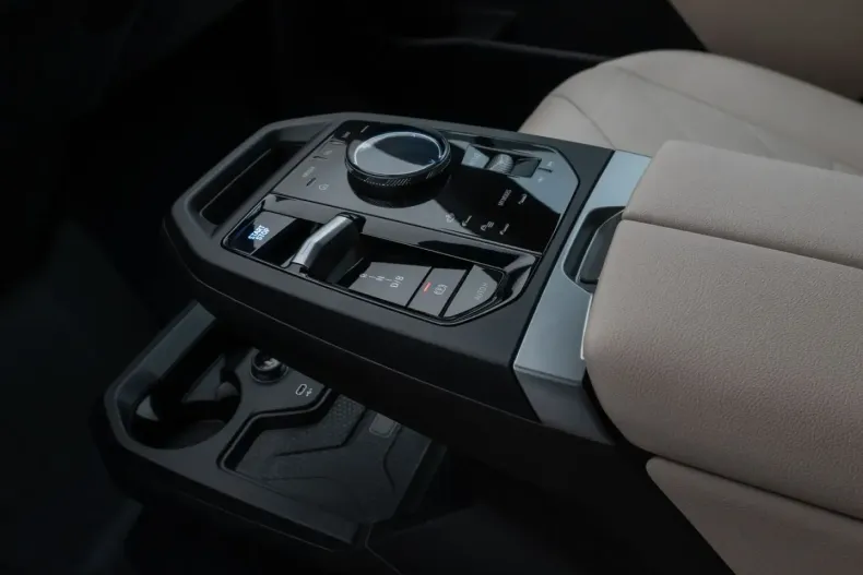 BMW iX din 2024 cu 19.438 km - oferta BMW170797 - foto 21