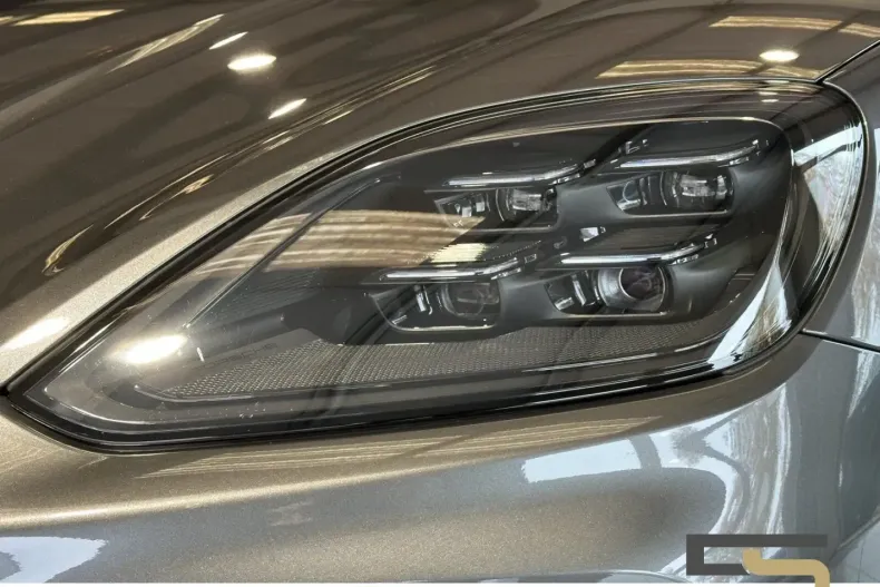 Porsche Cayenne din 2024 cu 27.867 km - oferta POR170798 - foto 7