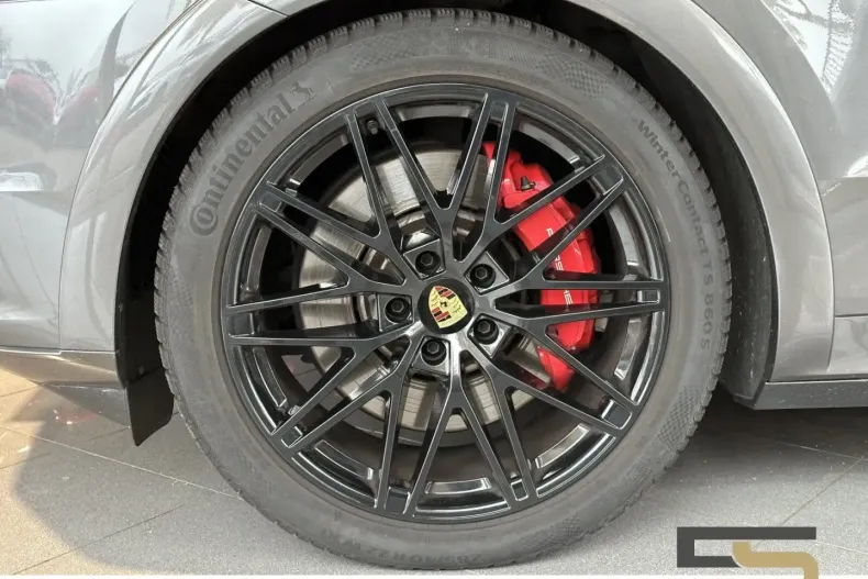 Porsche Cayenne din 2024 cu 27.867 km - oferta POR170798 - foto 8