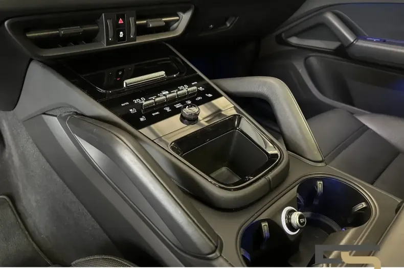 Porsche Cayenne din 2024 cu 27.867 km - oferta POR170798 - foto 16