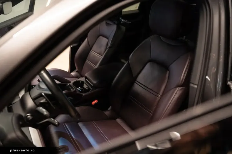Porsche Cayenne din 2023 cu 31.000 km - oferta POR170800 - foto 12