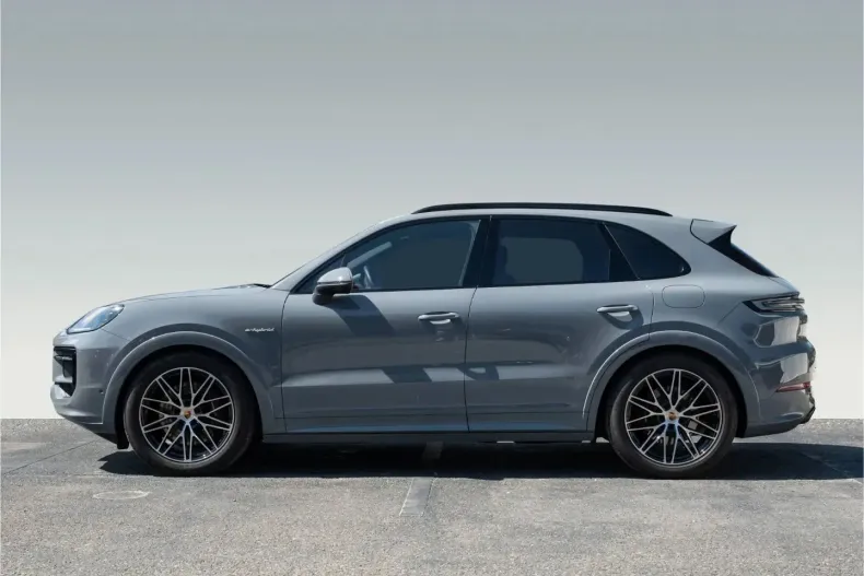 Porsche Cayenne din 2023 cu 38.200 km - oferta POR170801 - foto 2