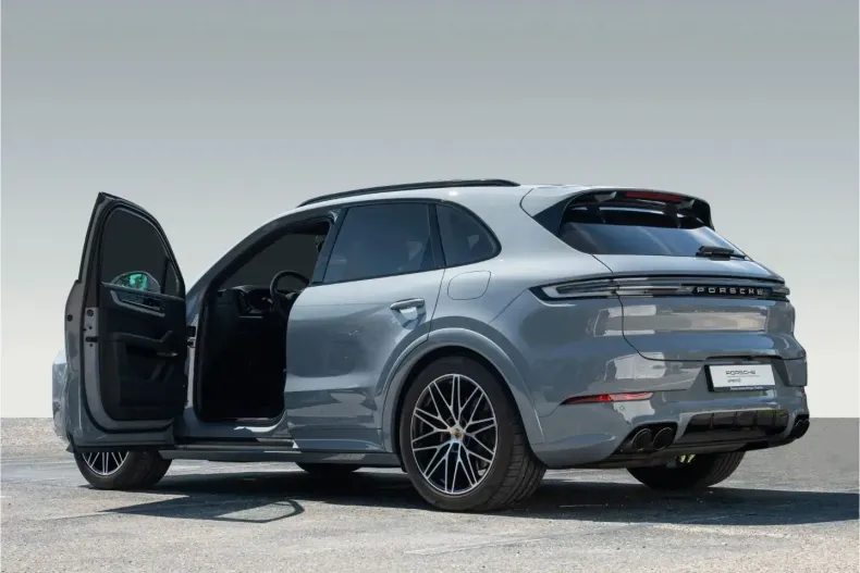 Porsche Cayenne din 2023 cu 38.200 km - oferta POR170801 - foto 7