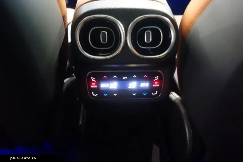 Mercedes-Benz GLC 300 din 2025 cu 12.346 km - oferta MER170808 - foto 18