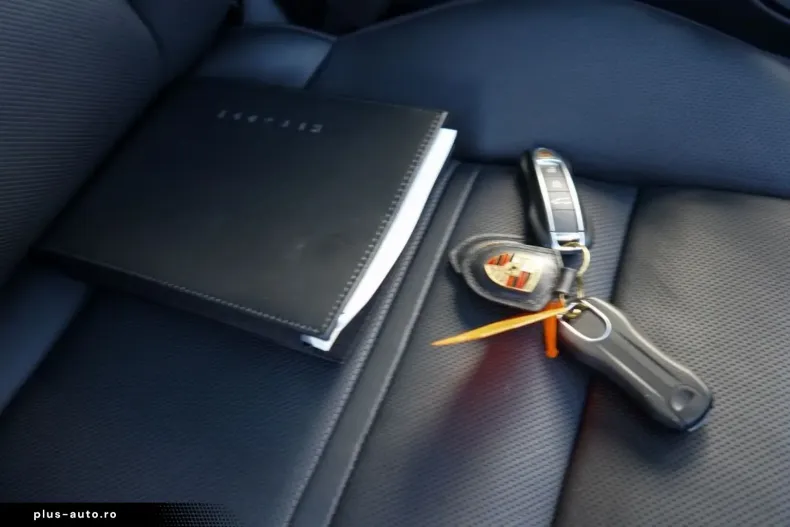 Porsche Cayenne din 2024 cu 41.370 km - oferta POR170809 - foto 7