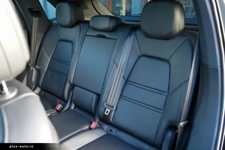 Porsche Cayenne din 2024 cu 41.370 km - oferta POR170809 - foto 39