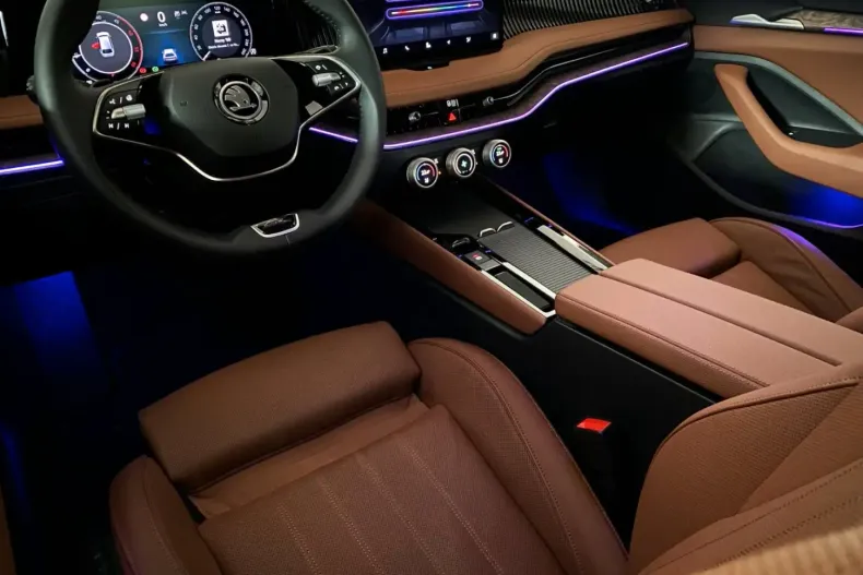 Skoda Superb din 2024 cu 16.261 km - oferta SKO170813 - foto 10