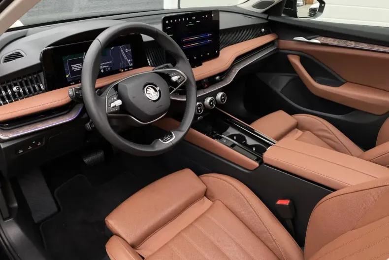 Skoda Superb din 2024 cu 16.261 km - oferta SKO170813 - foto 11