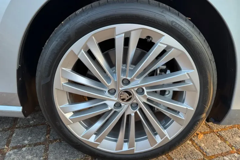 Skoda Superb din 2024 cu 23.000 km - oferta SKO170815 - foto 14