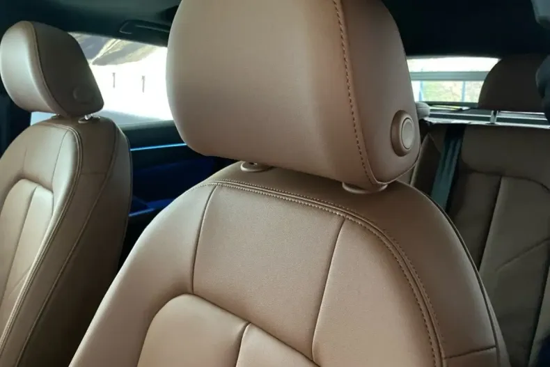 Audi Q3 din 2025 cu 17.650 km - oferta AUD170819 - foto 11