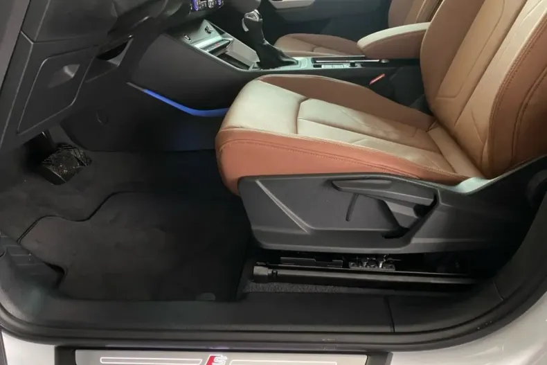 Audi Q3 din 2025 cu 17.650 km - oferta AUD170819 - foto 20