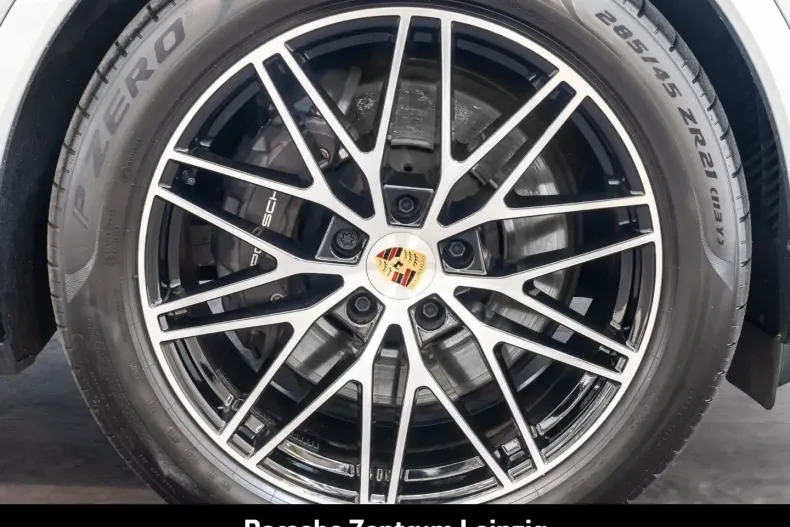 Porsche Cayenne din 2024 cu 18.229 km - oferta POR170822 - foto 10