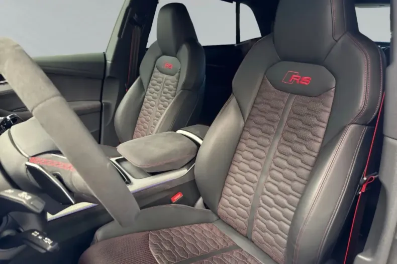 Audi RSQ8 din 2024 cu 17.400 km - oferta AUD170836 - foto 10