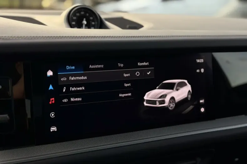 Porsche Cayenne din 2024 cu 32.600 km - oferta POR170842 - foto 34