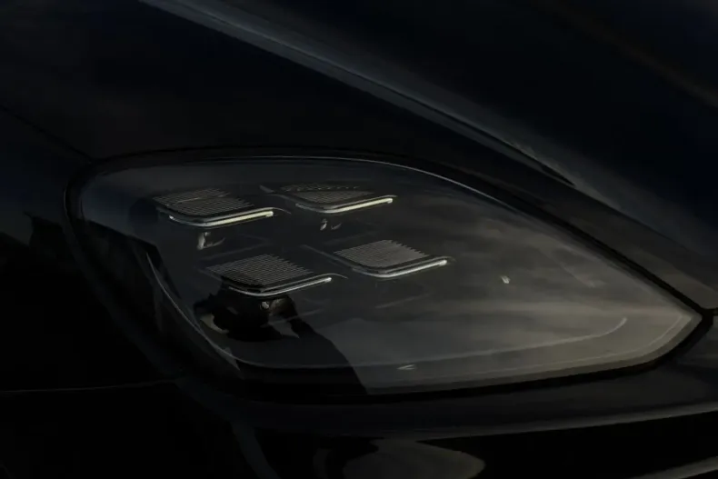 Porsche Cayenne din 2024 cu 32.600 km - oferta POR170842 - foto 44