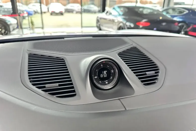 Porsche Cayenne din 2024 cu 29.000 km - oferta POR170843 - foto 11