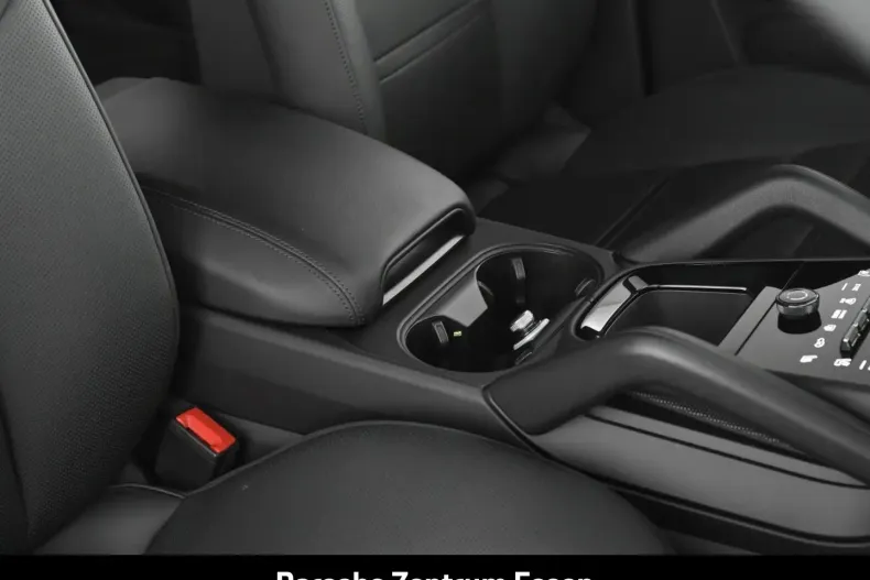 Porsche Cayenne din 2024 cu 23.788 km - oferta POR170847 - foto 12