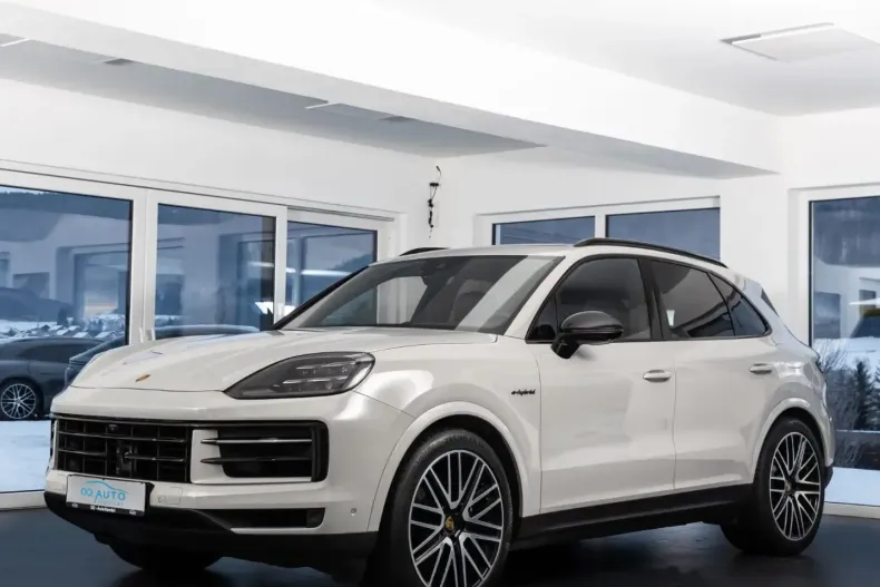 Porsche Cayenne din 2024 cu 63.000 km - oferta POR170849 - foto 1