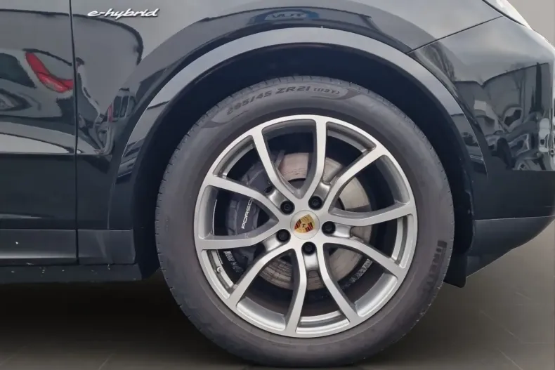 Porsche Cayenne din 2024 cu 30.900 km - oferta POR170853 - foto 20