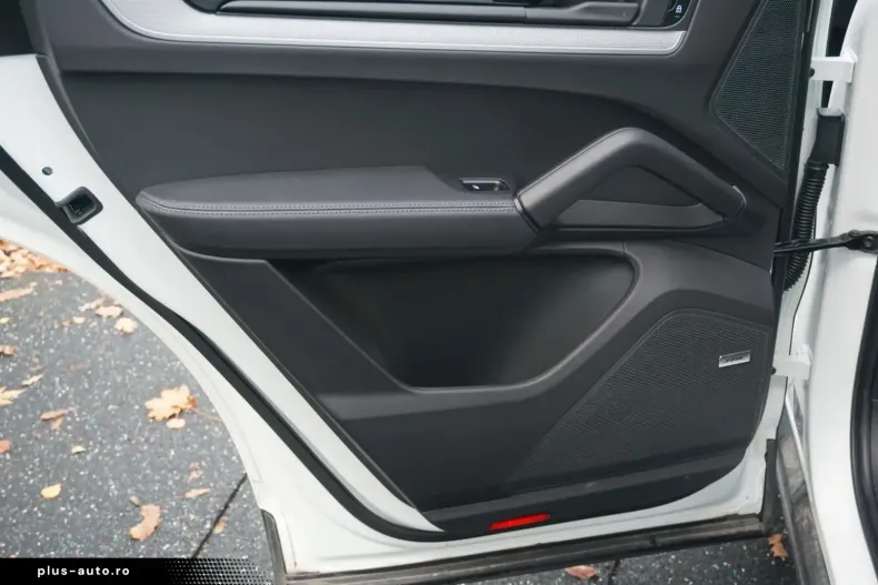 Porsche Cayenne din 2023 cu 36.500 km - oferta POR170854 - foto 12