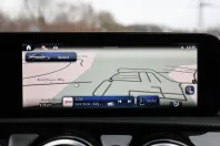 Mercedes-Benz CLA 200 din 2024 cu 13.611 km - oferta MER170855 - foto 9