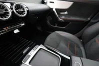 Mercedes-Benz CLA 200 din 2024 cu 13.611 km - oferta MER170855 - foto 13