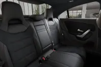 Mercedes-Benz CLA 200 din 2024 cu 9.051 km - oferta MER170856 - foto 9