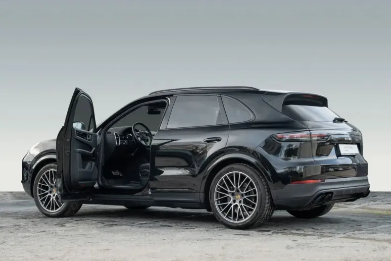 Porsche Cayenne din 2023 cu 70.300 km - oferta POR170857 - foto 7