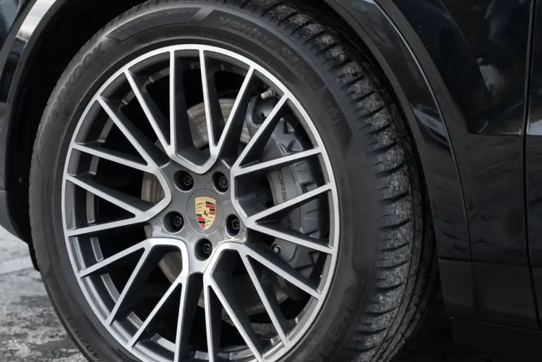 Porsche Cayenne din 2023 cu 70.300 km - oferta POR170857 - foto 14