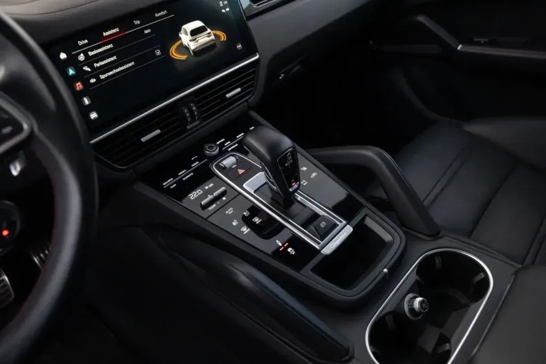 Porsche Cayenne din 2023 cu 70.300 km - oferta POR170857 - foto 23